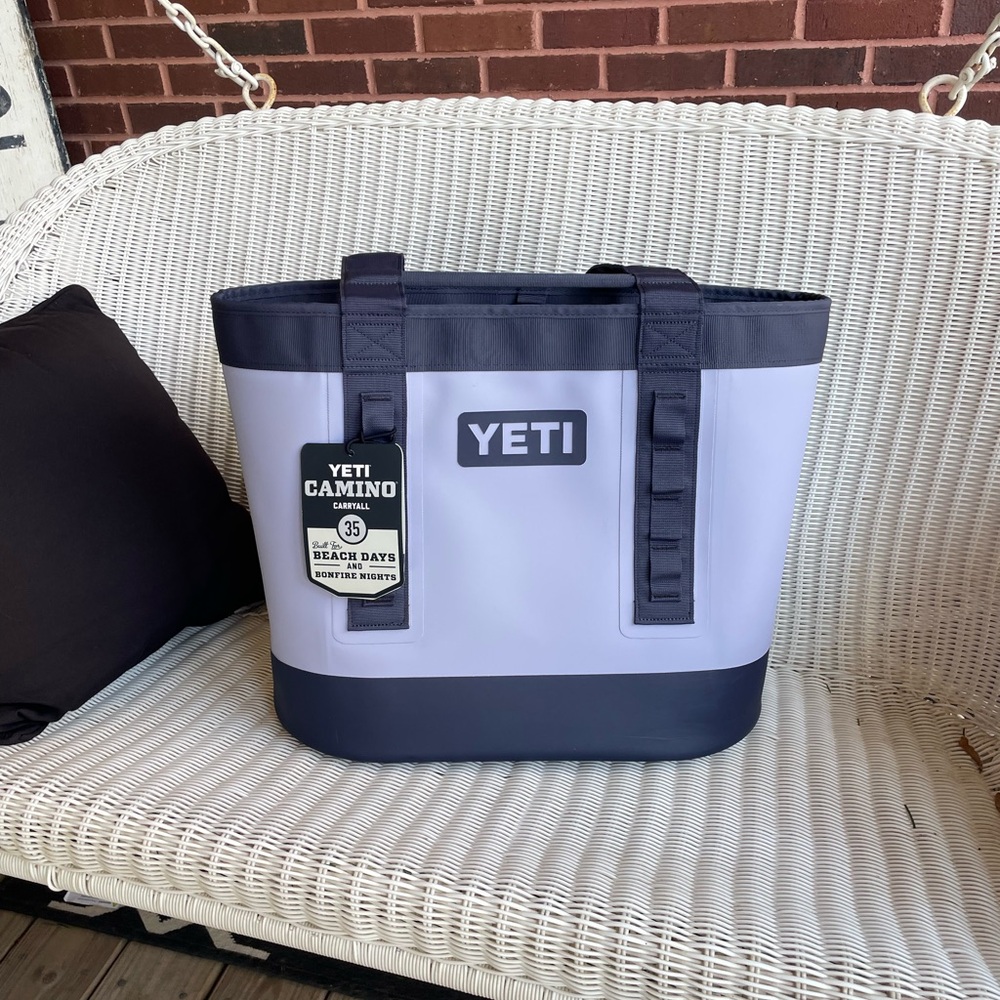 YETI Camino 35 Cosmic Lilac
